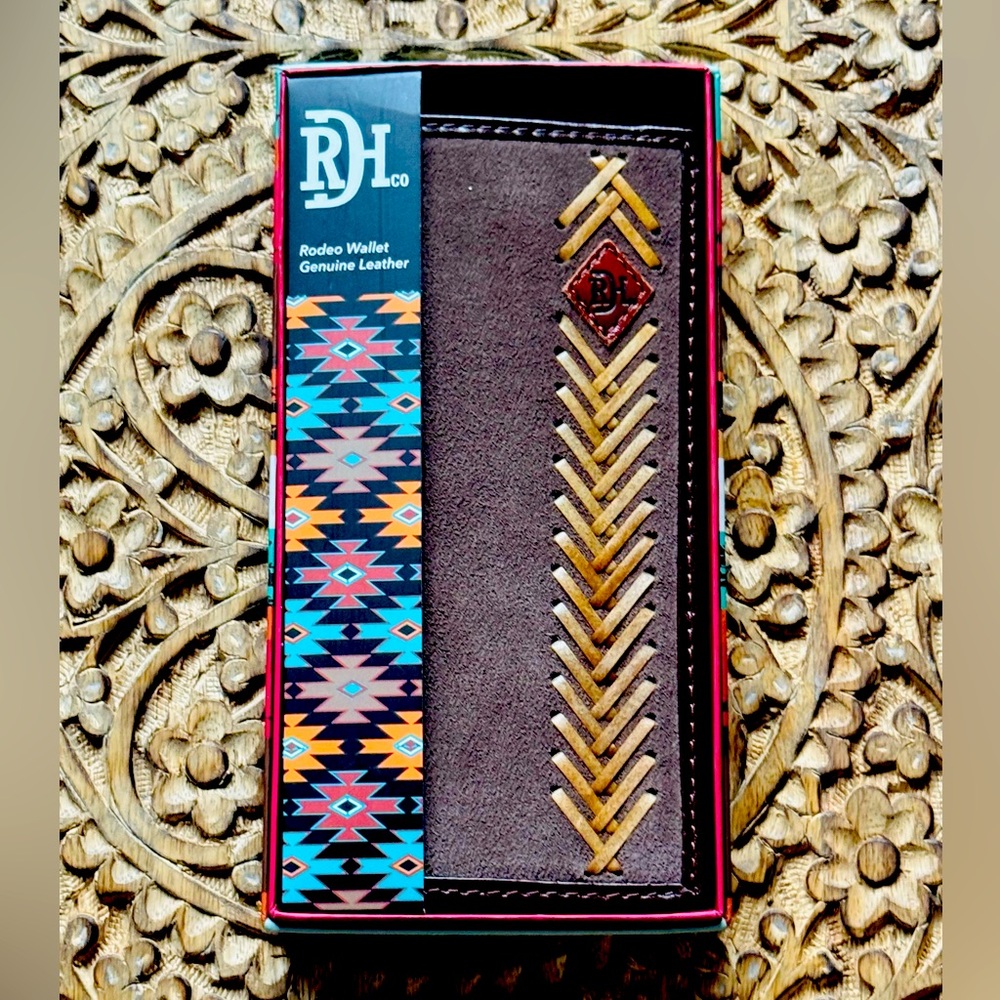 Red Dirt Hat Co Rodeo Wallet Brown Tan Leather Suede